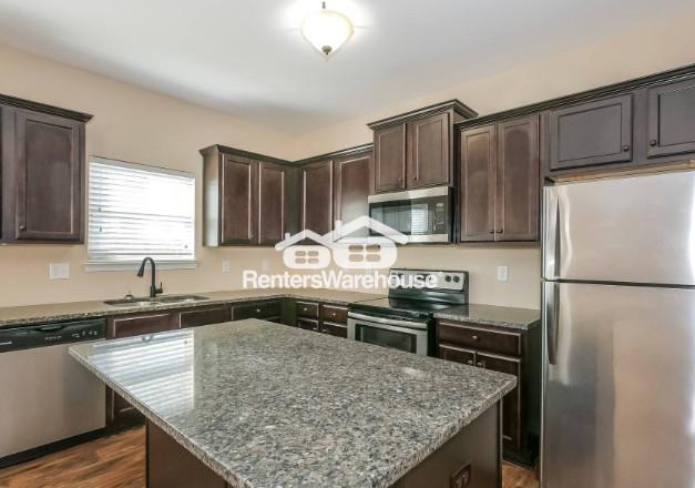 Foto del edificio - 11157 Wind Ridge Dr