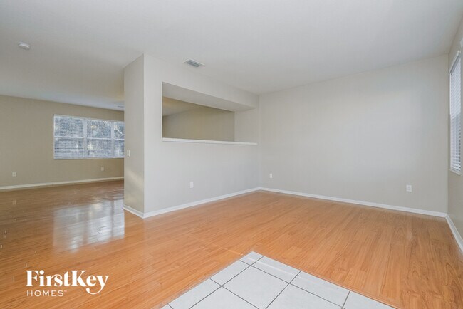 Foto del edificio - 7003 Early Gold Ln