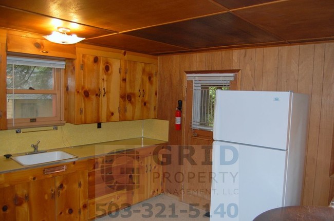 Foto del edificio - 18108 NE Cole Witter Rd
