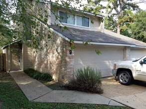 Building Photo - 9 Blue Fox Ct