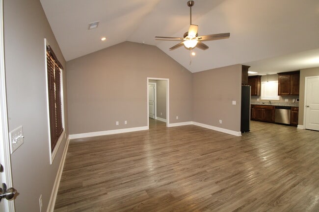 Building Photo - 2280 Equinox Ave