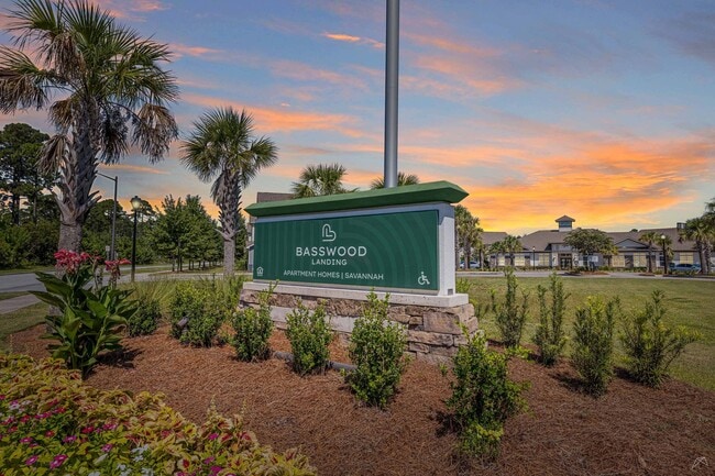 Foto del edificio - Basswood Landing Apartments