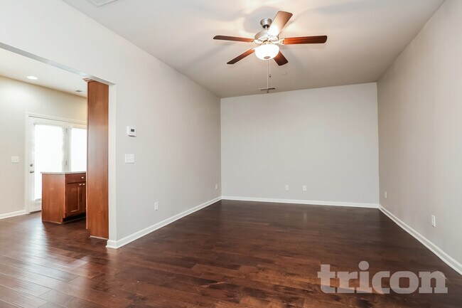 Building Photo - 403 Riverwood Ct