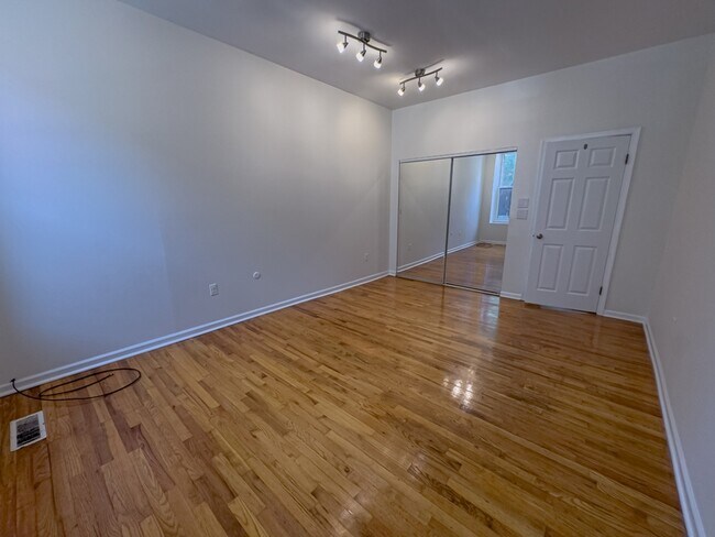 Foto del edificio - 2036 Wallace St