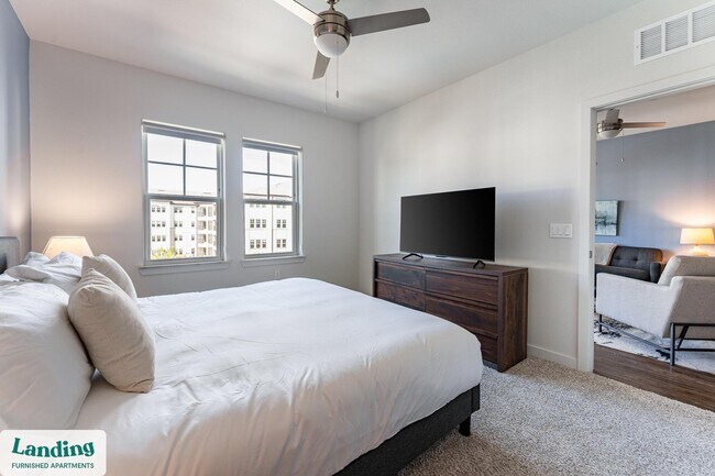 Foto del edificio - 1225 Utica Dr