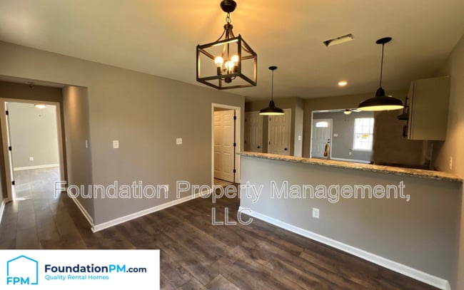 Building Photo - 5233 Cedrick Ave