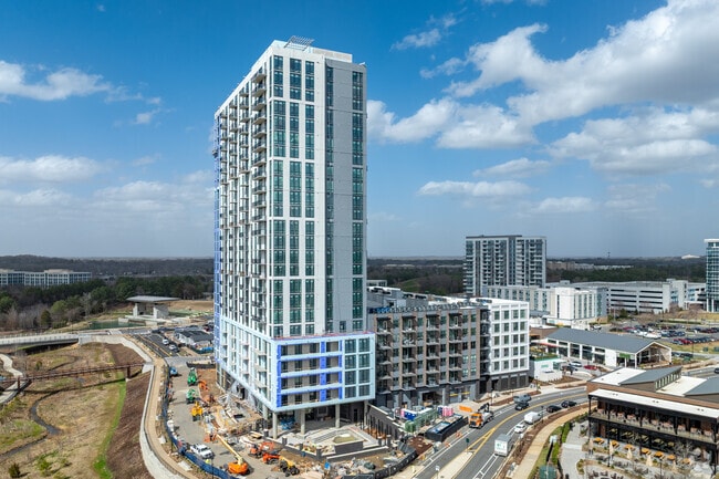 Building Photo - Oro Ballantyne