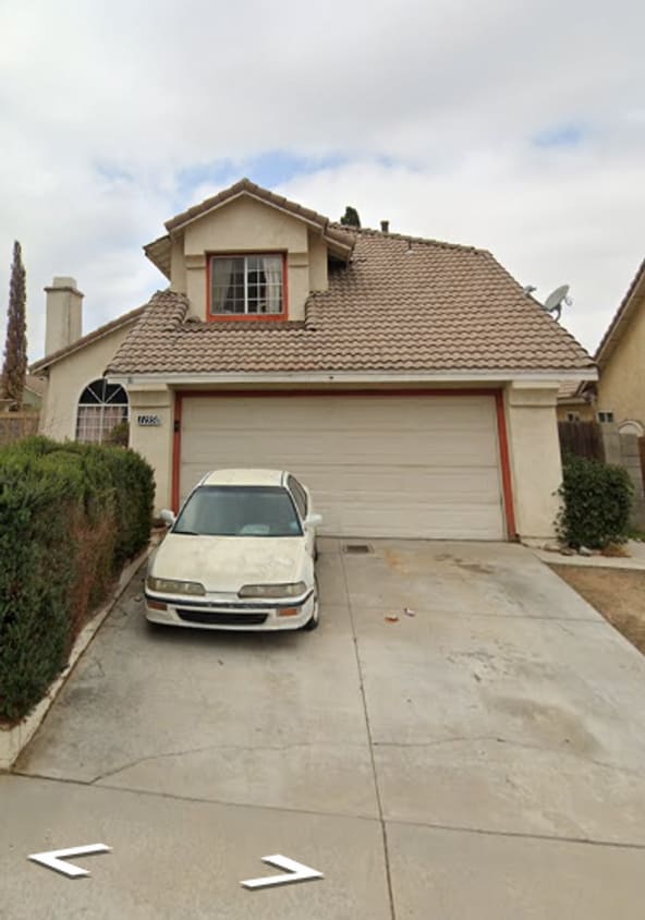BEAUTIFUL 3 BED / 3 BATH HOME IN PRIME FONTANA LOCATION – HUGE LOT + GARAGE - BEAUTIFUL 3 BED / 3 BATH HOME IN PRIME FONTANA LOCATION – HUGE LOT + GARAGE