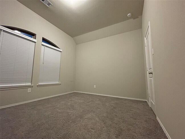 Foto del edificio - 4402 Stone Ridge Ln
