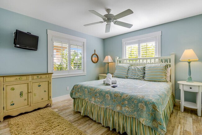 Foto del edificio - 744 N Shore Dr