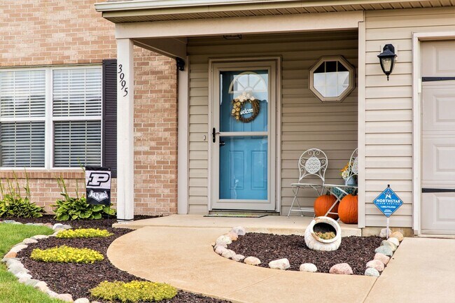 Foto del edificio - STONES CROSSING....4 Bedroom 2 1/2 Bath House