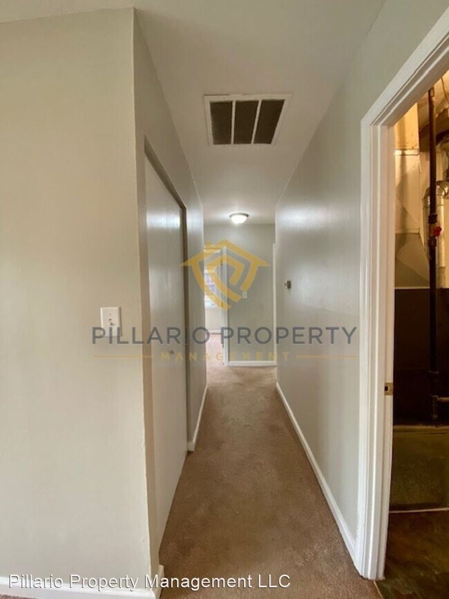 Building Photo - 3 br, 1 bath House - 5016 Leone Dr