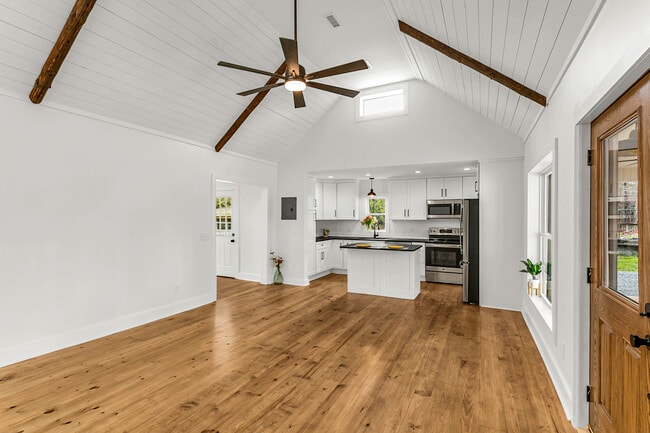 Building Photo - 3107 Orange Grove Rd