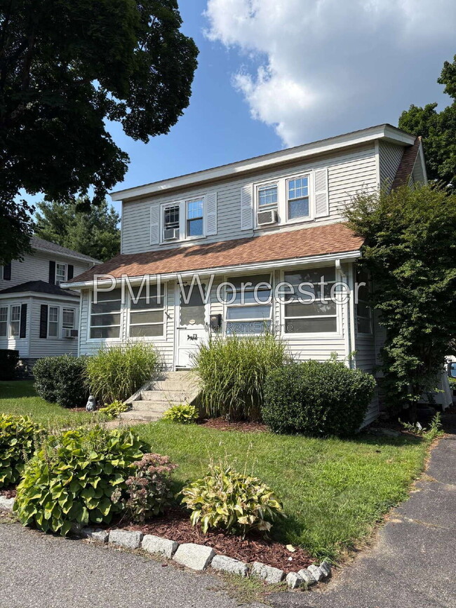 Building Photo - 465 Chandler St