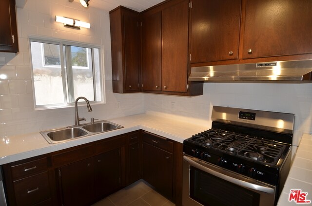 Foto del edificio - 3113 5th St