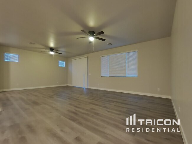 Foto del edificio - 16221 W La Ventilla Way Goodyear AZ
