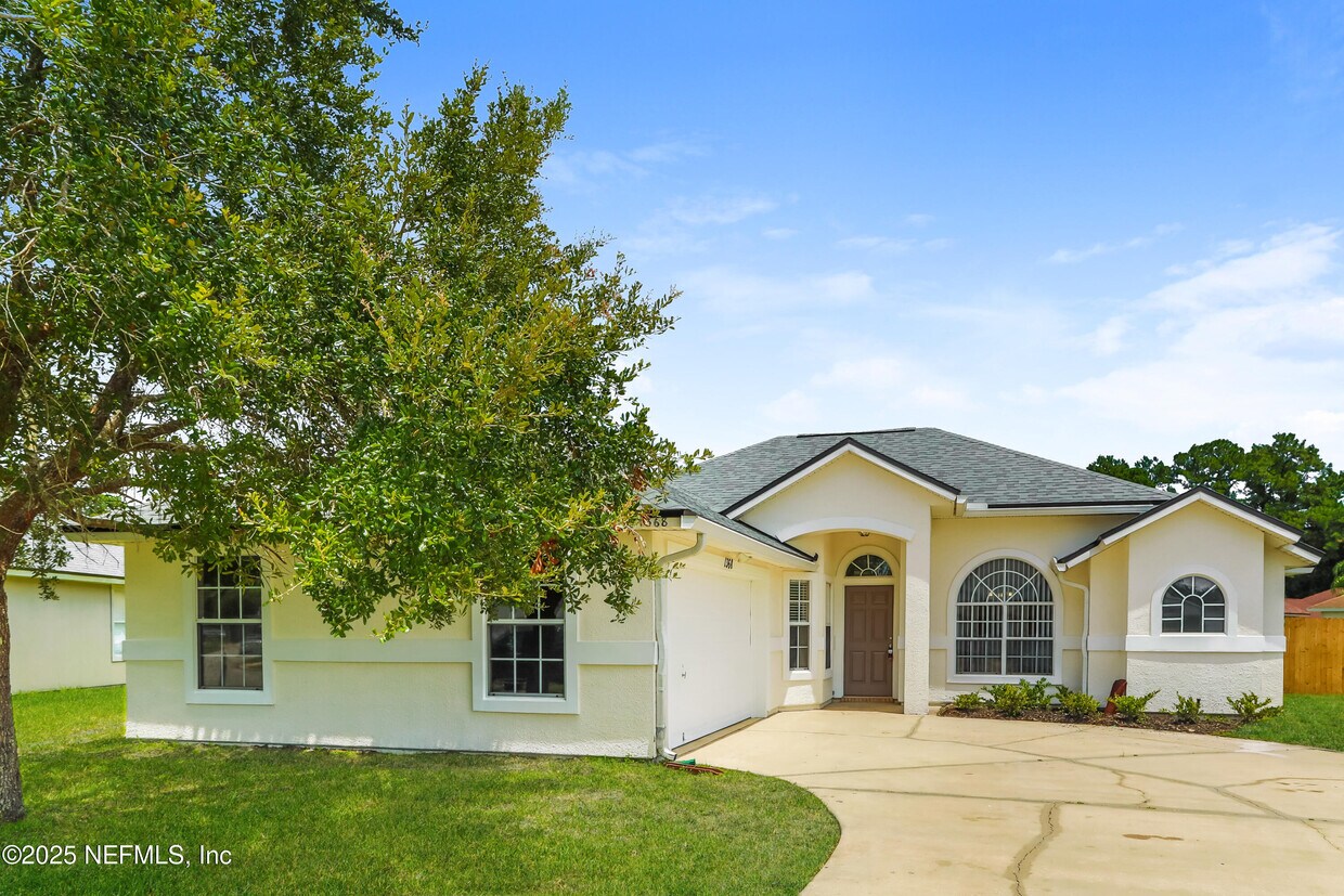 Foto principal - 1368 Summerbrook Dr