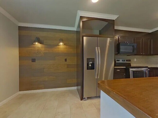 Foto del edificio - 12613 Shady Cedar Dr