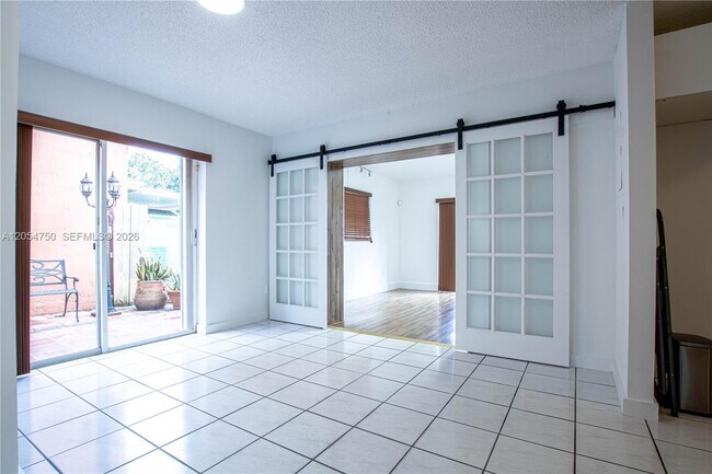 Foto del edificio - 16227 SW 139th Ct
