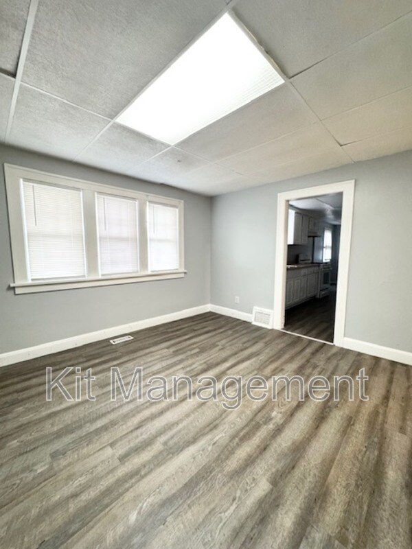 Foto del edificio - 4645 Westway St