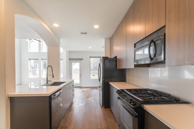 Foto del edificio - 102 E Lasting Spring Cir