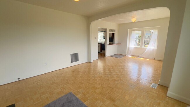 Foto del edificio - 720 35th St, Astoria, OR 97103