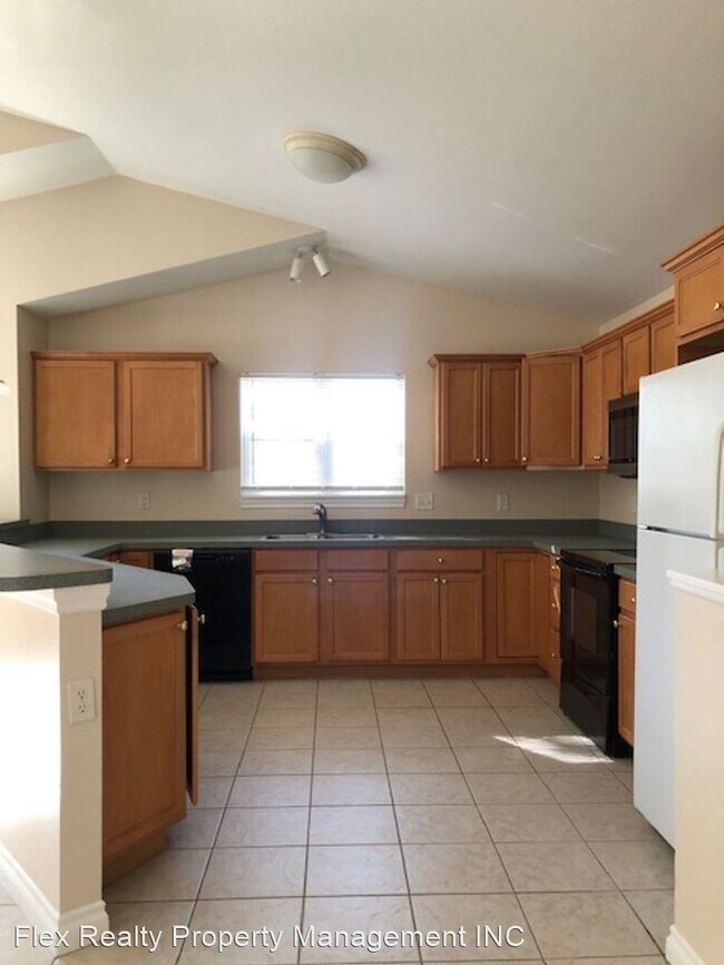 Building Photo - 3 br, 2 bath House - 6463 TRIPLE CROWN LANE