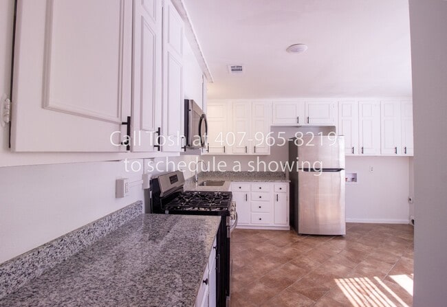 Building Photo - 105 Twining Dr