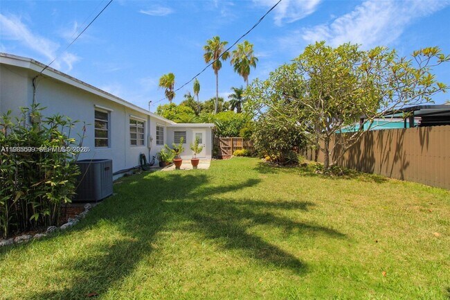 Foto del edificio - 10250 Caribbean Blvd