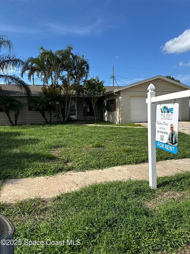 Foto principal - 978 Nagle Dr