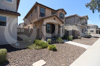 Building Photo - 2614 N 73rd Dr