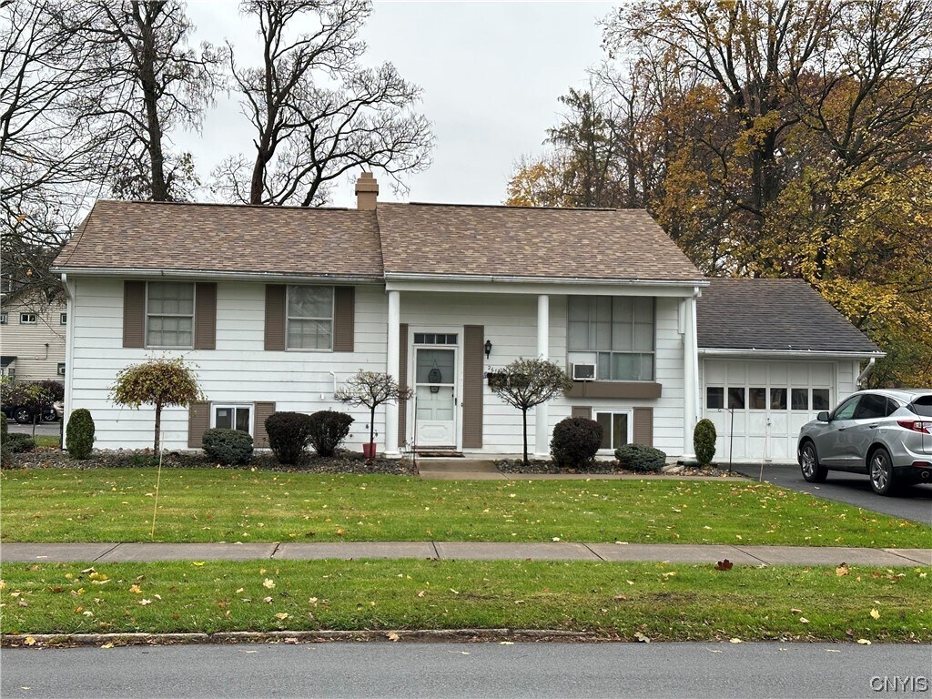 Foto principal - 2615 Sunset Ave