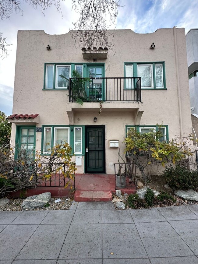 Building Photo - 2446 India St