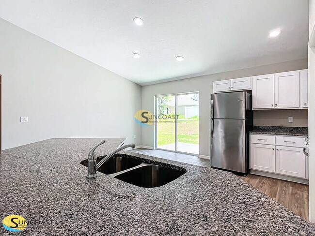 Foto del edificio - 8519 Juniper Rd