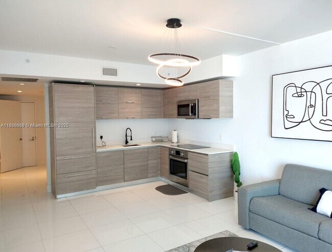 Foto del edificio - 1300 S Miami Ave