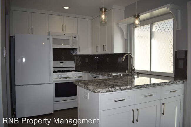 Foto del edificio - 3 br, 1.5 bath House - 8836 La Riviera Dri...