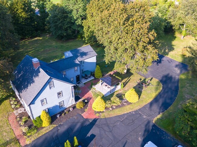 Foto del edificio - 47 Newton Rd