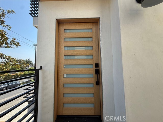 Foto del edificio - 4454 Clinton St