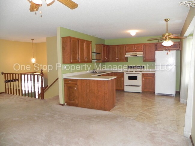 Building Photo - 3615 S Park Ave
