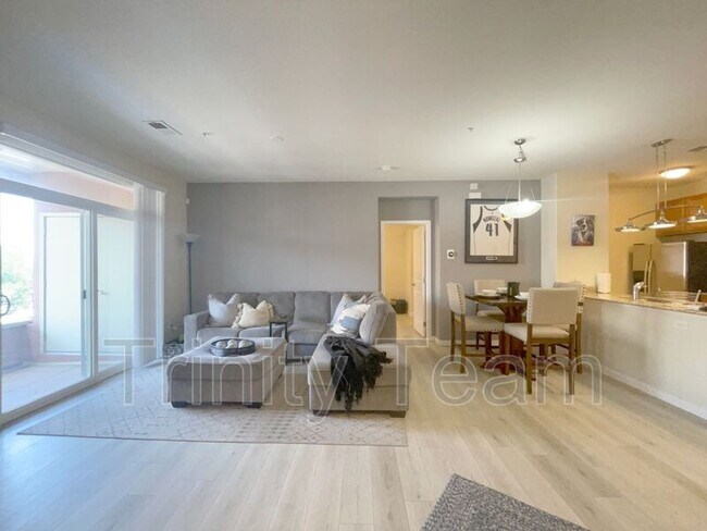 Foto del edificio - 4100 Albion St