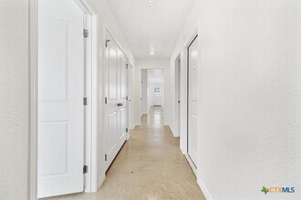 Building Photo - 1242 Lehmann Dr
