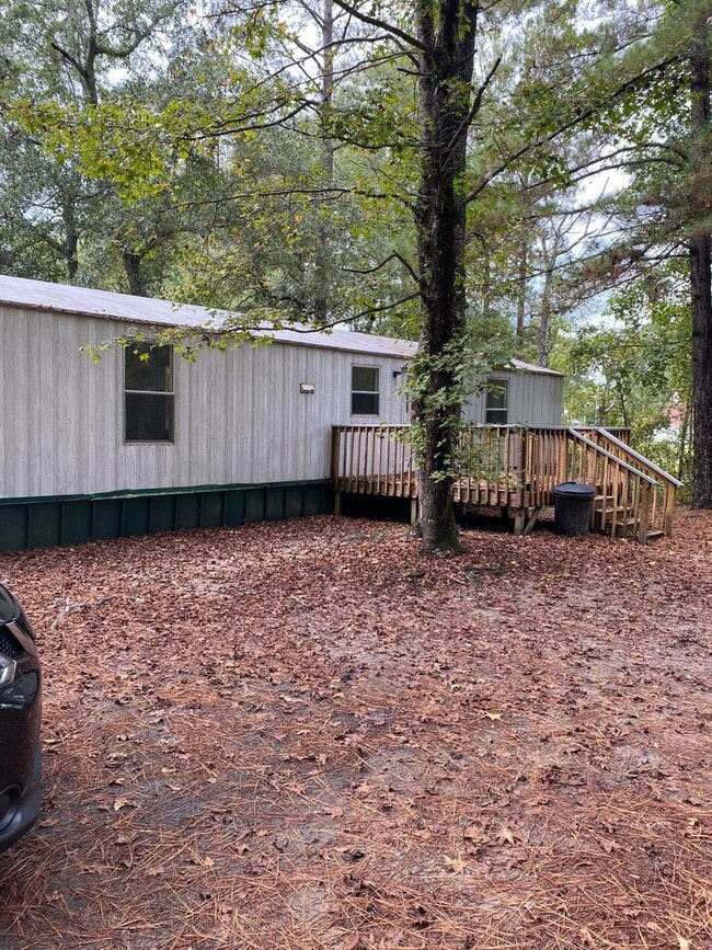 Foto del edificio - 21321 Crawford Lake Rd