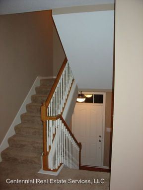 Foto del edificio - 15813 Robinson St