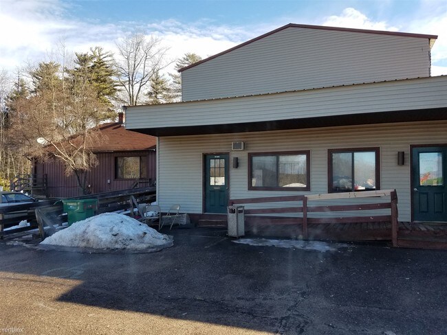 Building Photo - 2680 US Highway 41 W