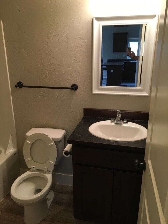 Bathroom 1 - 103 Terra Vis
