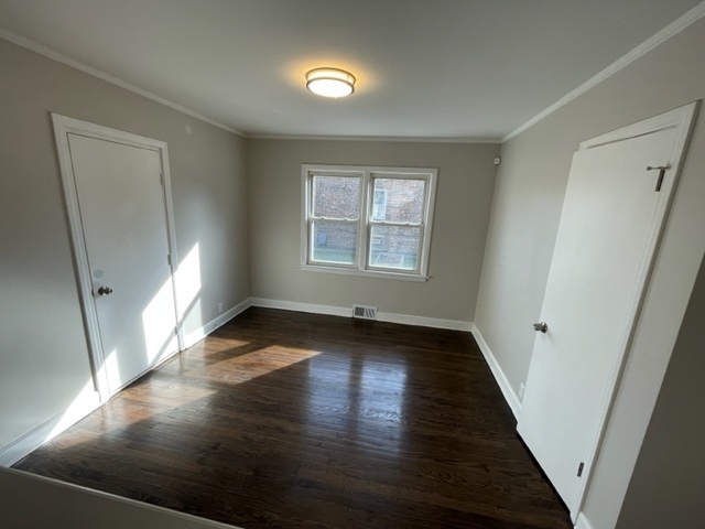 Foto del edificio - 7933 S Harvard Ave