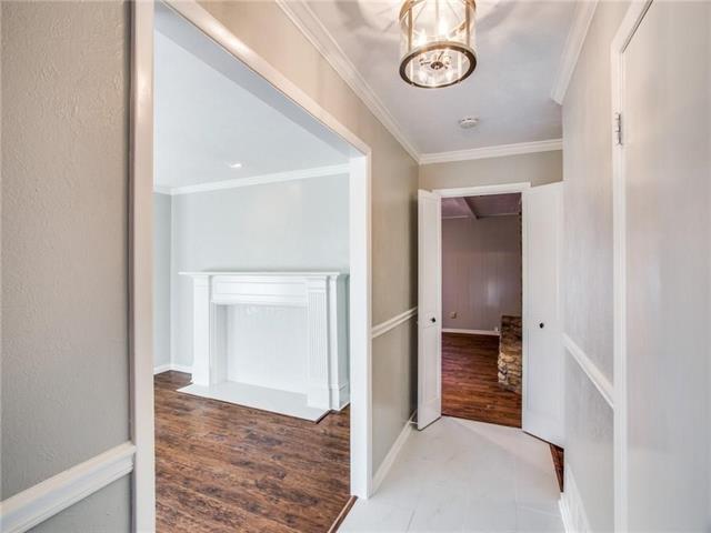 Foto del edificio - 4104 Hartwood Dr