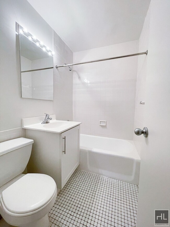 Foto del edificio - EAST 49 STREET