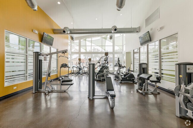Interior Photo - Onnix Apartments
