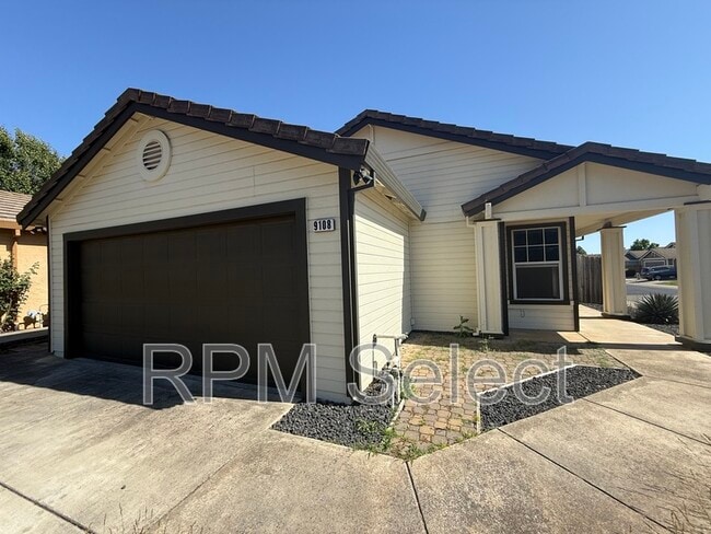 Building Photo - 9108 Bristol Plaza Way